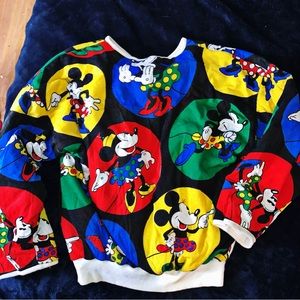 Vintage crew neck
